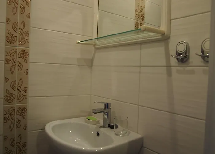 Maenni House Semesterbostad *